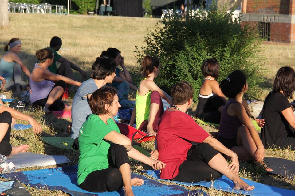 Hatha Yoga in Giardino privato a Firenze